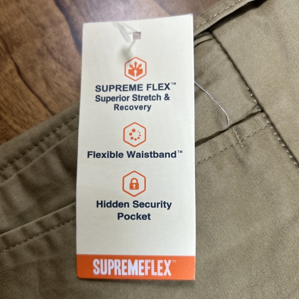 NWT Dockers Shorts Men's 40 Ultimate Supreme Flex 9" Khaki Chinos Stretch Casual - Picture 6 of 10